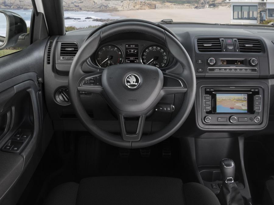  Skoda Fabia Monte Carlo 2011 года  (фото 15 из 15)